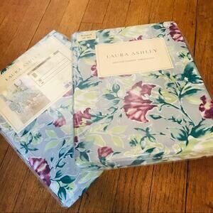 2 Laura Ashley Round Garden Tablecloths